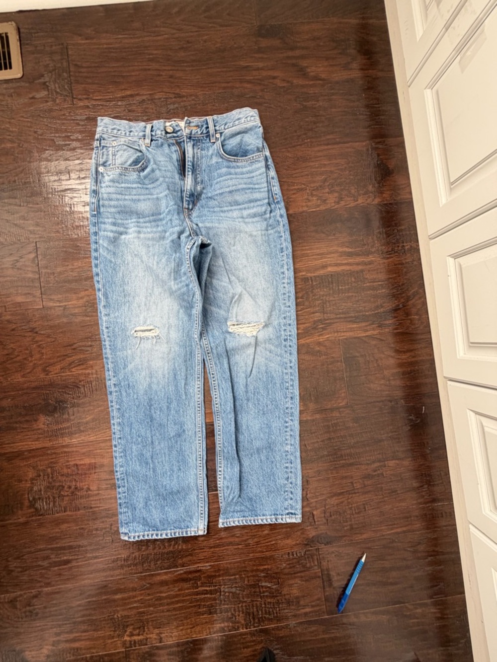 SLVRLAKE- Light Blue Women’s Distressed Jeans